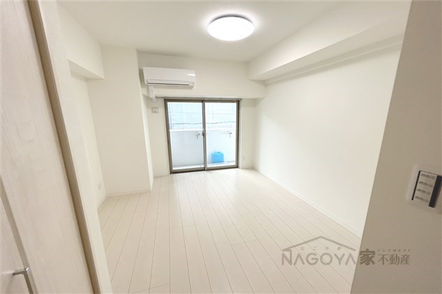 THE RESIDENCE IMAIKE EAST リビング