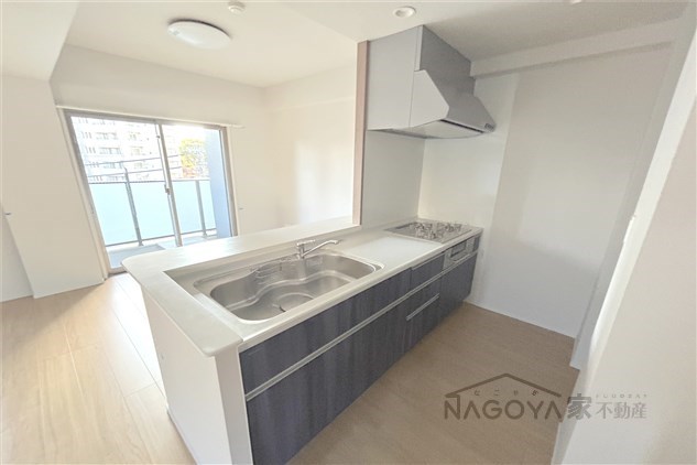 RAXA覚王山 キッチン