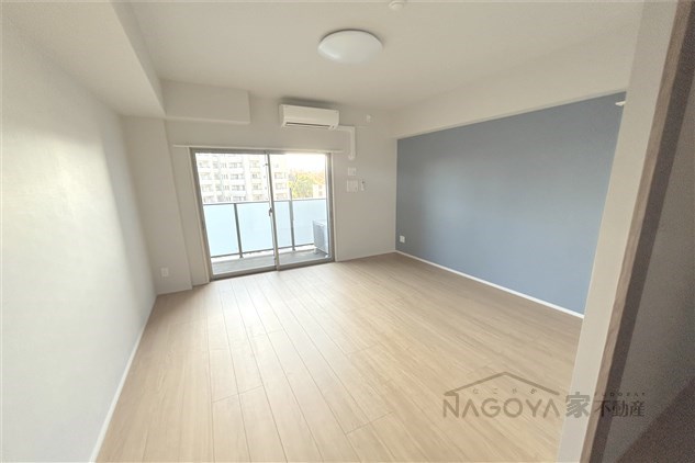 RAXA覚王山 リビング