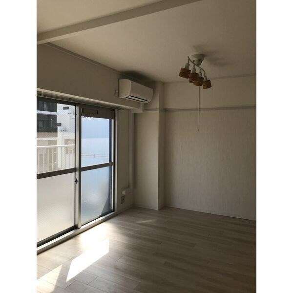 第17オーシャンビル リビング