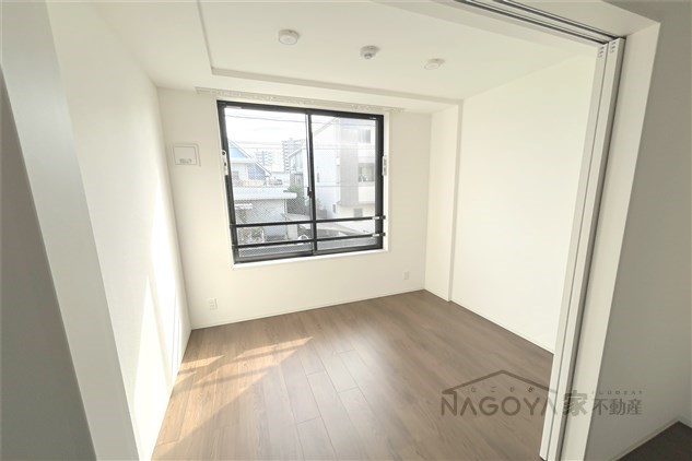 クレストタップ大曽根 ベッドルーム