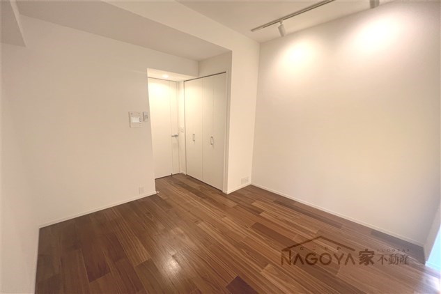 シーズンフラッツ千種 ベッドルーム