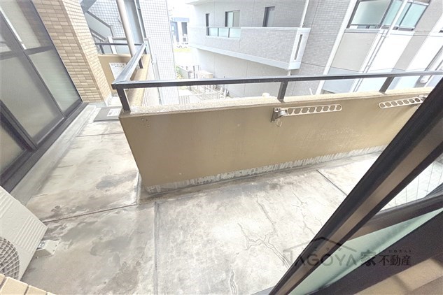 WIN大須 ベランダ