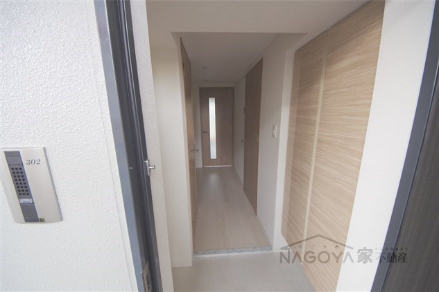 エスリード大須観音プリモ 玄関