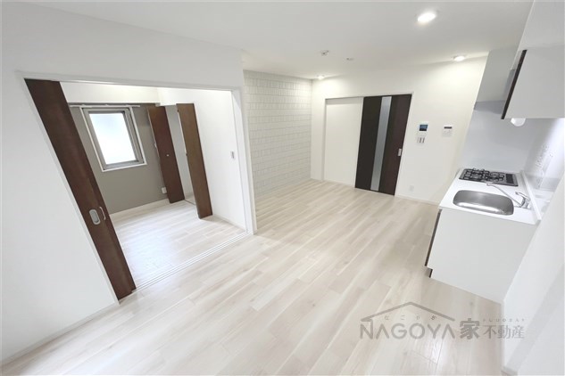 リュミアン堀田テラス リビング