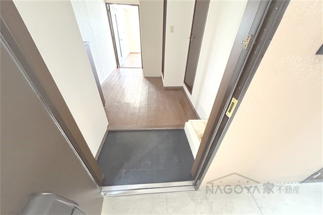 シティライフ名駅 玄関