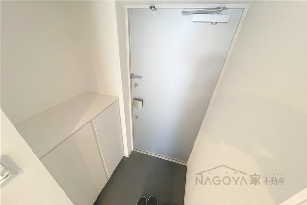 S-RESIDENCE千種 玄関