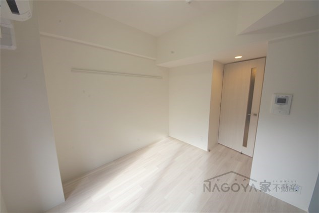 アステリ鶴舞エーナ ベッドルーム