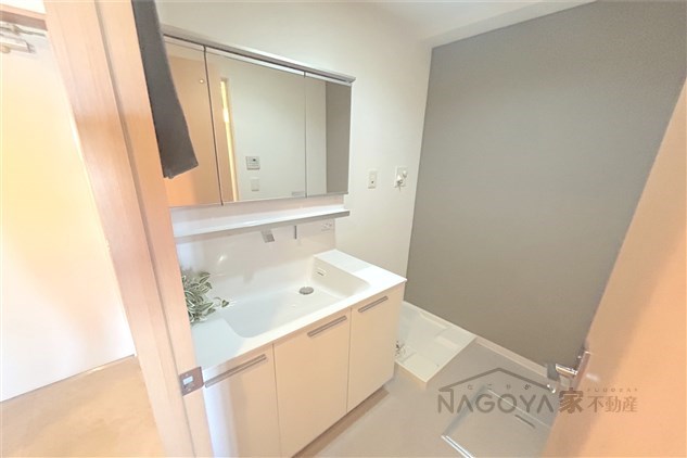 Gramercy Shirakawa Koen その他1