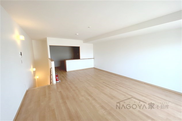 ドゥナーレ名駅西 リビング