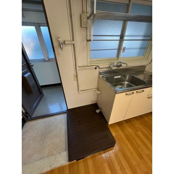 第２川島ビル 玄関