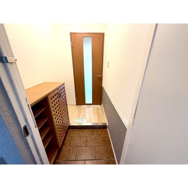 滝子アネックス 玄関