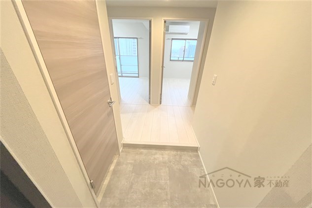 Flair丸の内 玄関