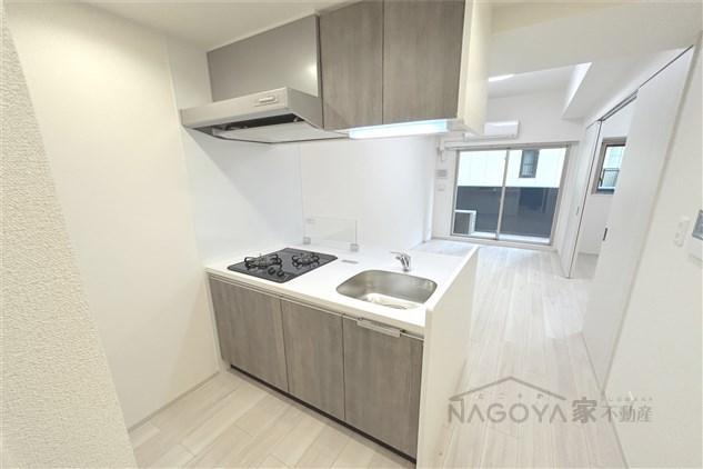 プレサンス上前津エレスタ キッチン