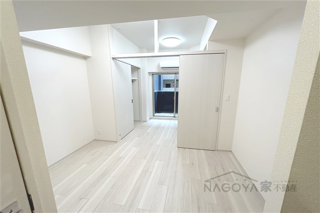 プレサンス上前津エレスタ リビング