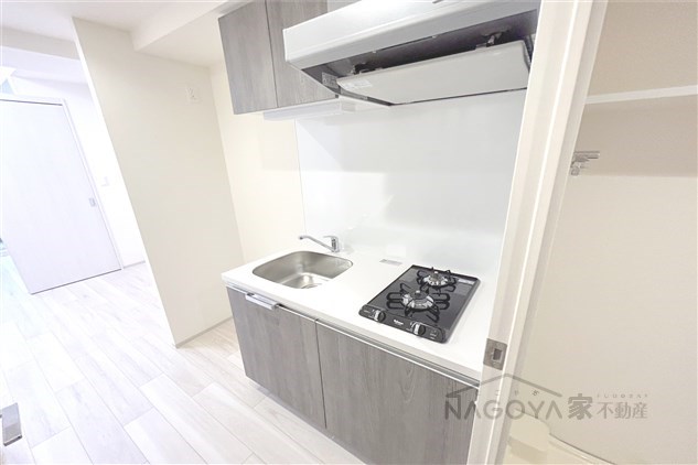 プレサンス上前津エレスタ キッチン