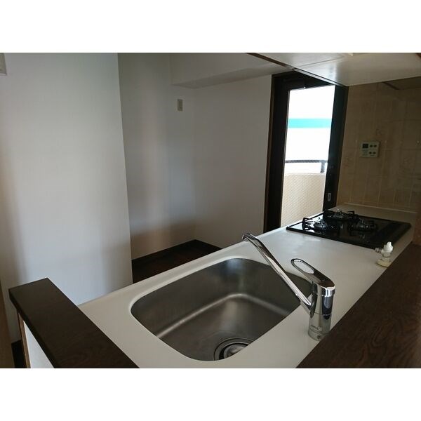 アピエス尾頭橋 キッチン