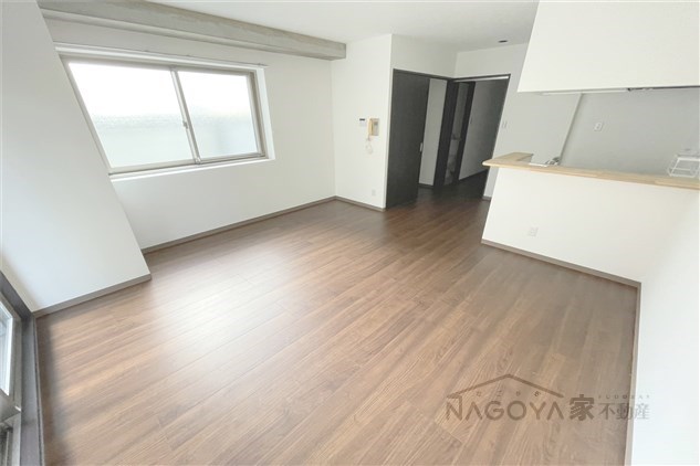 鶴舞ガーデンコート リビング