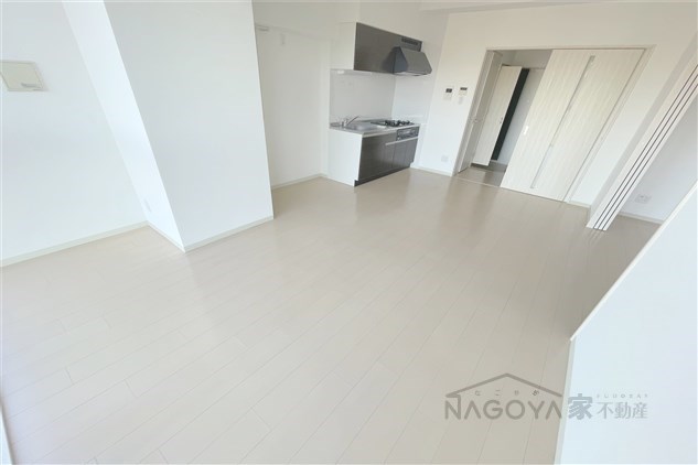 BERG IZUMI リビング