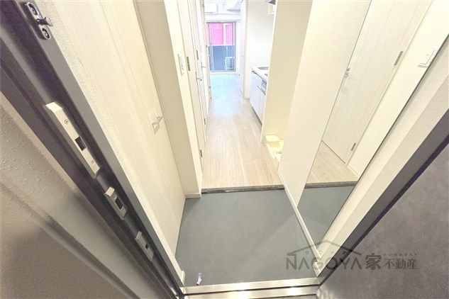 プレサンスTHE大須観音 玄関