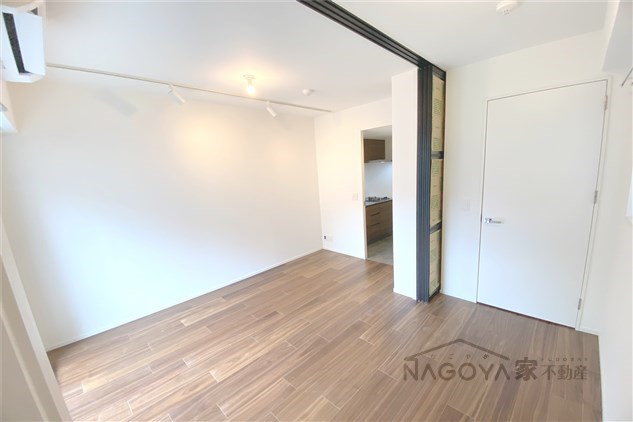 シーズンフラッツ矢場 ベッドルーム