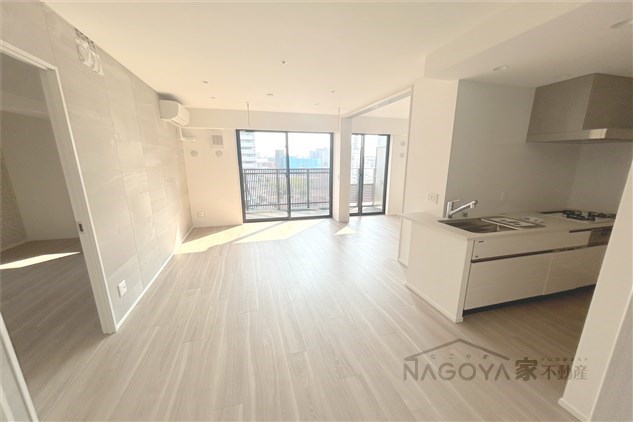 NAGOYA the TOWER リビング