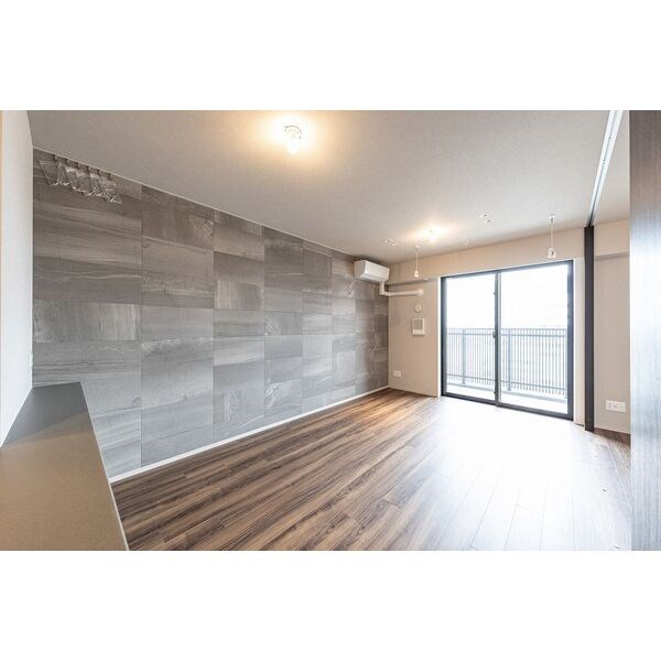 NAGOYA the TOWER リビング