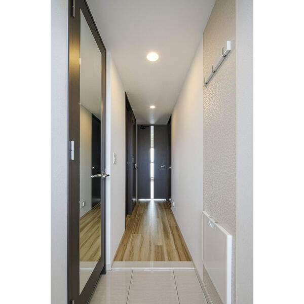 エステムプラザ名古屋UX 玄関