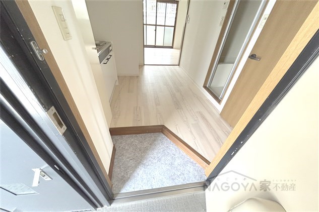 シュラインヒルズ 玄関