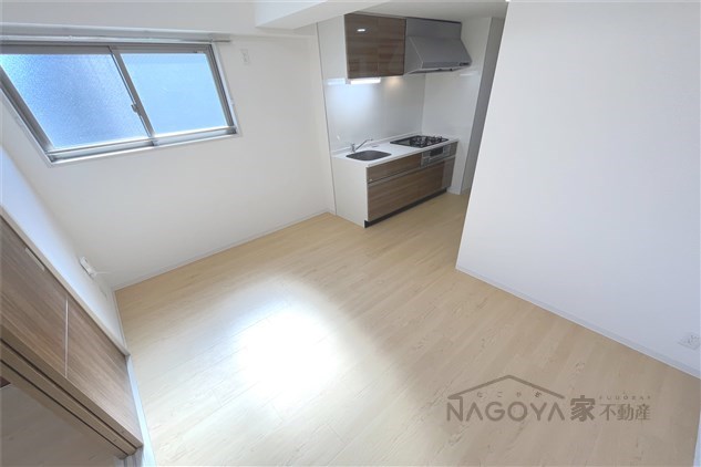 パークゲート栄白川 リビング