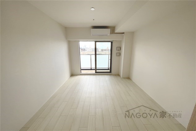 エスリード上前津セレーノ リビング