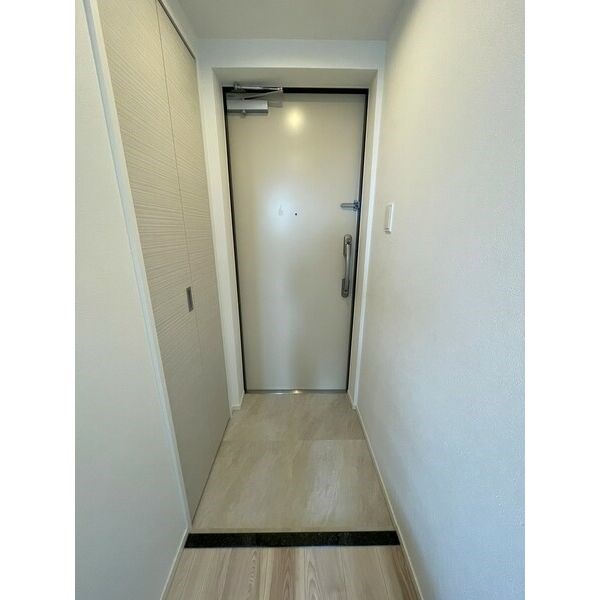 クレストタップ名古屋ウエスト 玄関