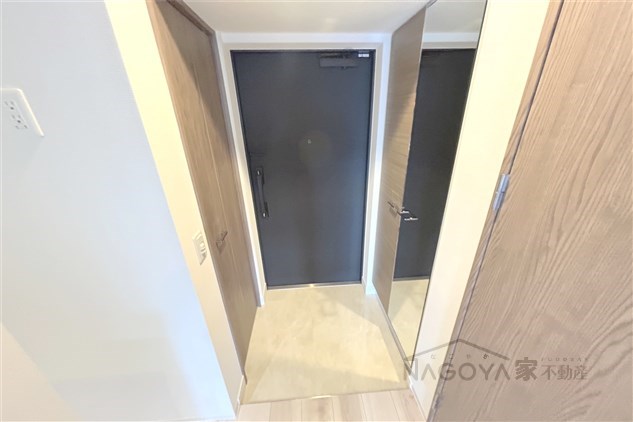 メイクス上前津Ⅳ 玄関