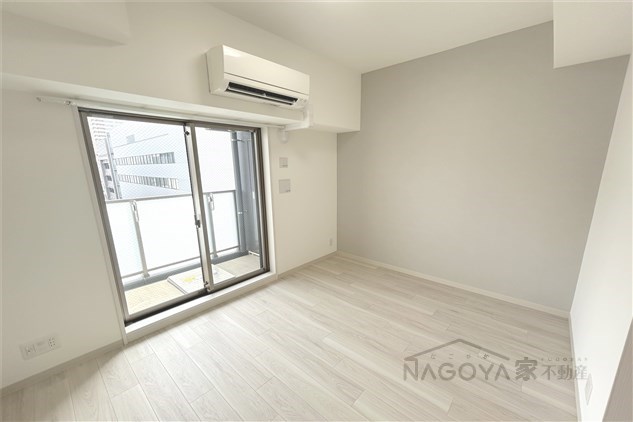 エステムコート名古屋葵 リビング