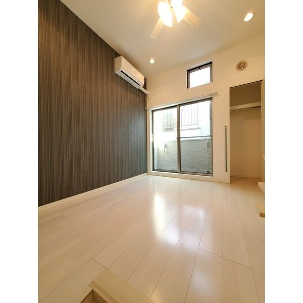 ヒルズ黒川 リビング