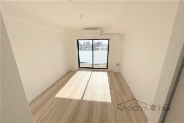 S-RESIDENCE堀田駅前 リビング