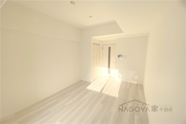 エスリード上前津テルツェ ベッドルーム