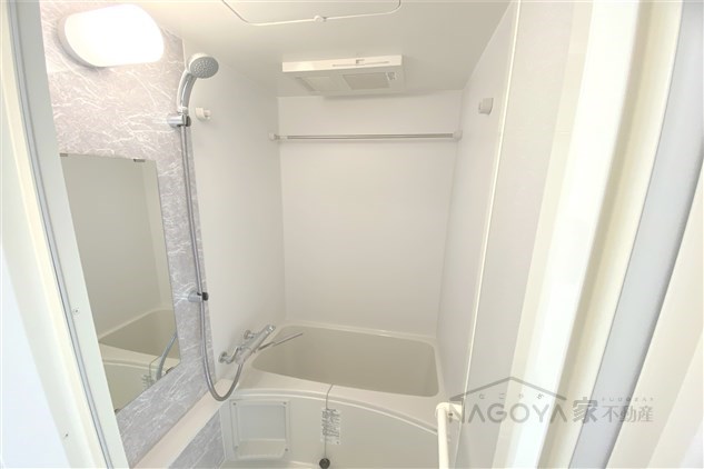 エスリード上前津テルツェ 風呂画像