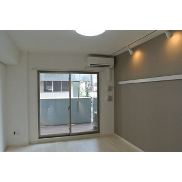 セレニティー大須 リビング