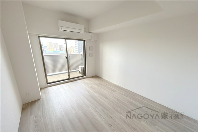 エスリード今池ルミナス リビング