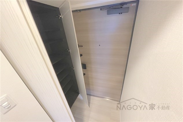 S-RESIDENCE上前津駅前 玄関