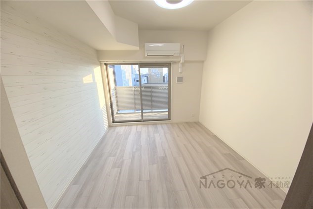 プレサンスTHE新栄 リビング