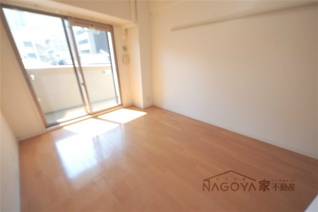 プレサンス泉セントマーク リビング