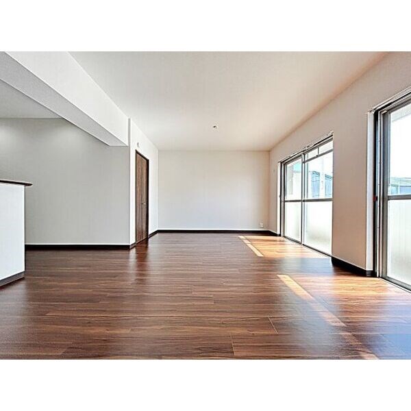 名栄ビル リビング