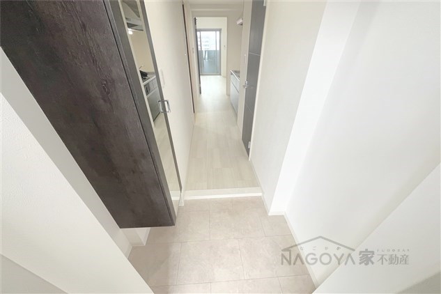 サクシード大曽根 玄関