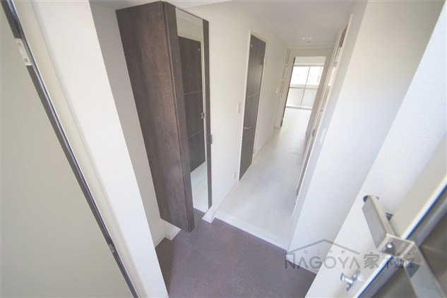 シャルマンソワレ名駅 玄関