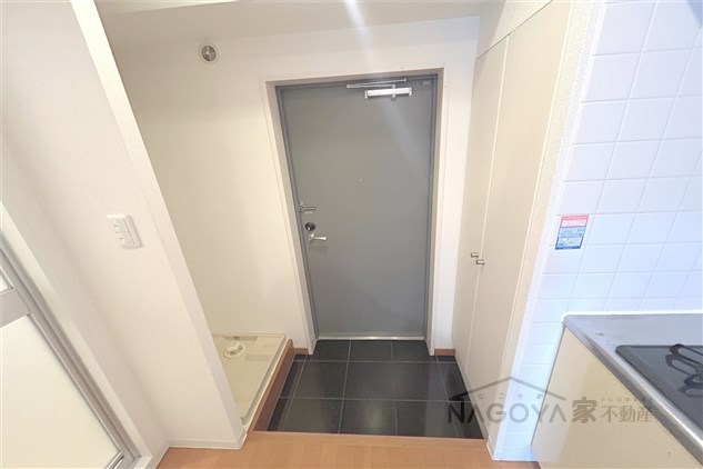 プロシード太閤通 玄関