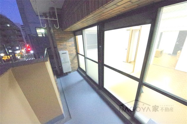 メゾン鶴舞 ベランダ