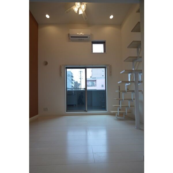 アイビス浅間町 リビング