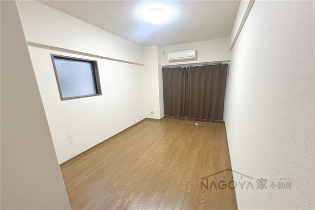 メゾンドＭＯＥ リビング